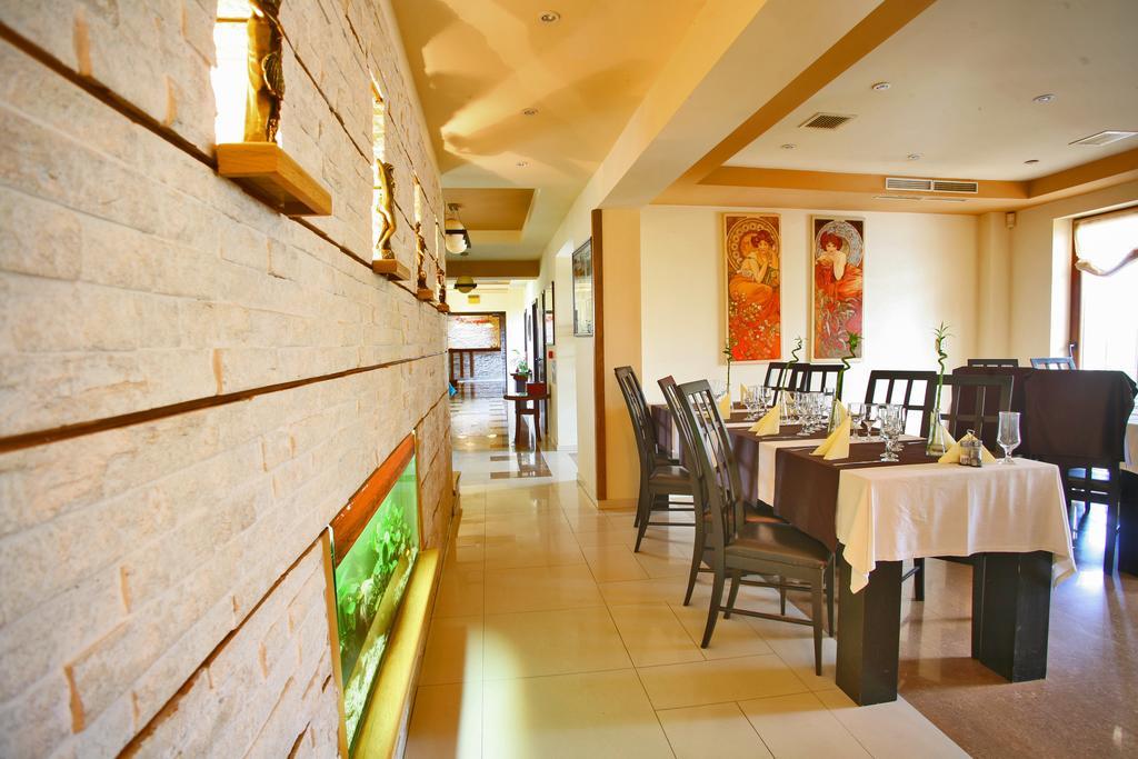 Anette Resort & Spa Covaci Exterior photo